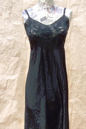 vintage 30s 40s black applique slip