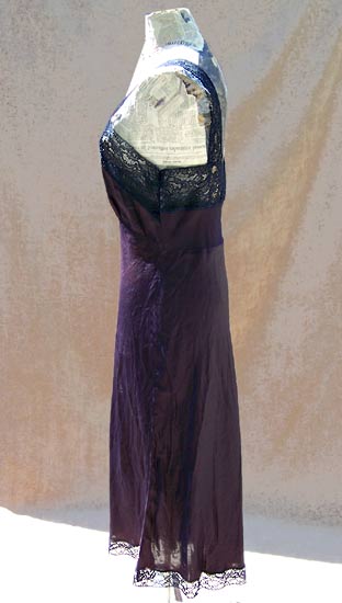 vintage 40s Fischer aubergine slip