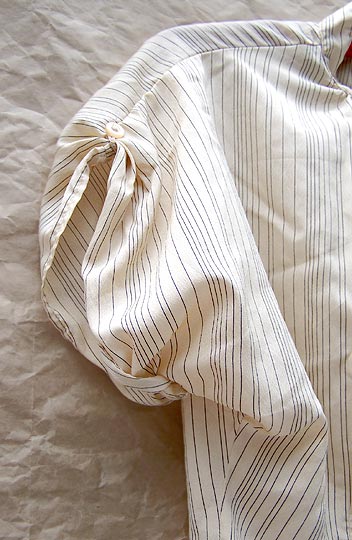 vintage early 80s fitted pinstripe top