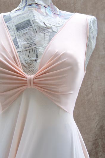 vintage 70s Olga full sweep nightgown