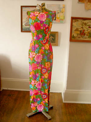 vintage 60s floral wiggle