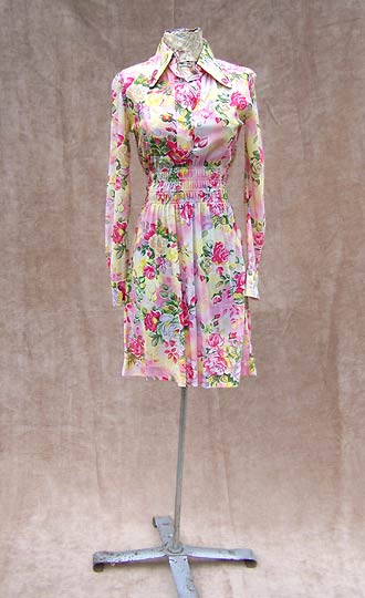 vintage 60s 70s Cracker Barrel smocked floral dress