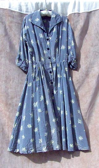 vintage 40s 50s metallic printed dress