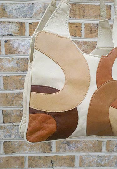 vintage 60s leatherlike applique purse