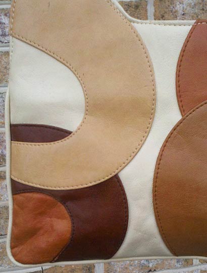 vintage 60s groovy vegan leather handbag