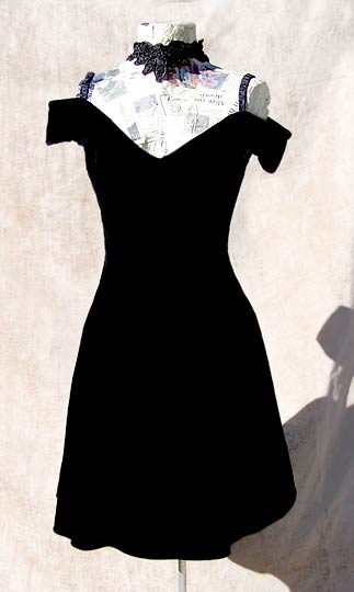 vintage choker lace velvet dress