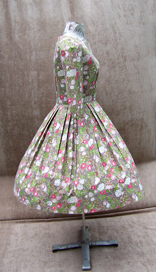 vintage 50s pleated floral dress